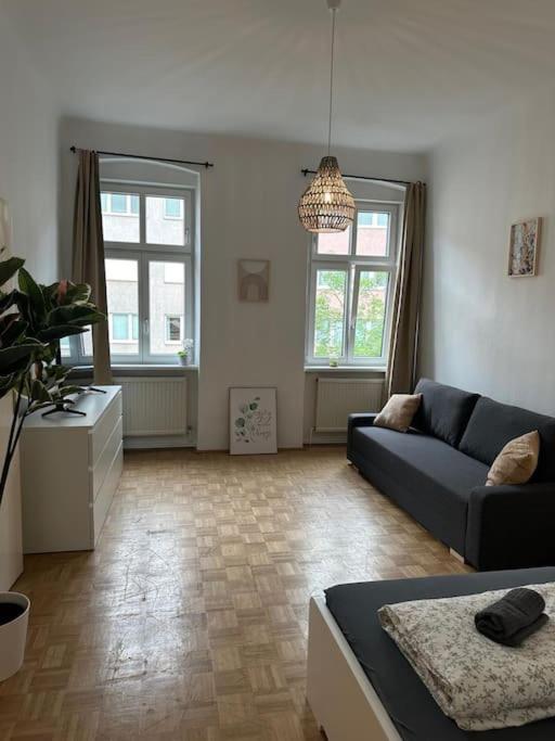 130 M2 Calm & Stylish Apartment Wien