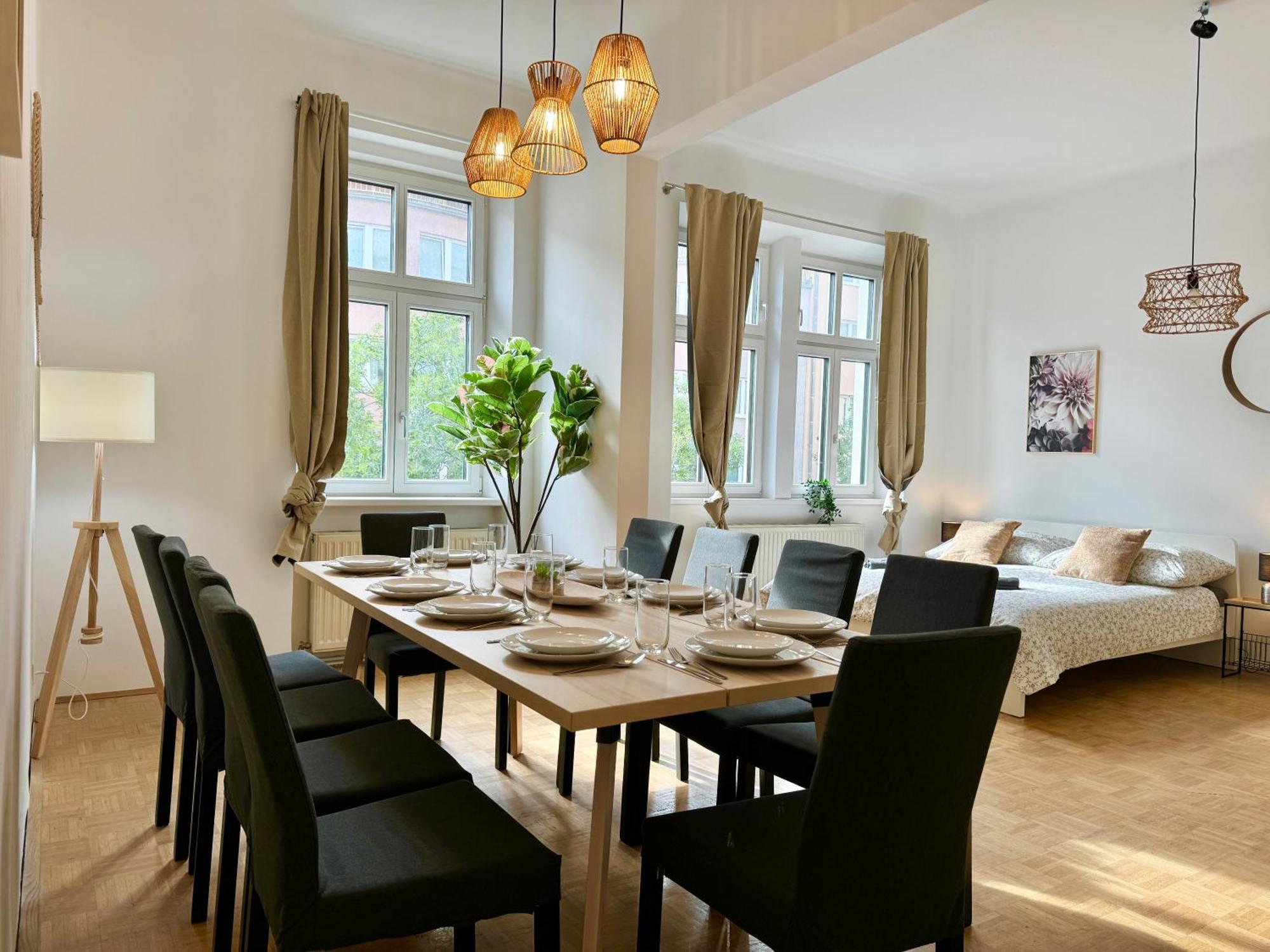 Apartment 130 M2 Calm & Stylish *