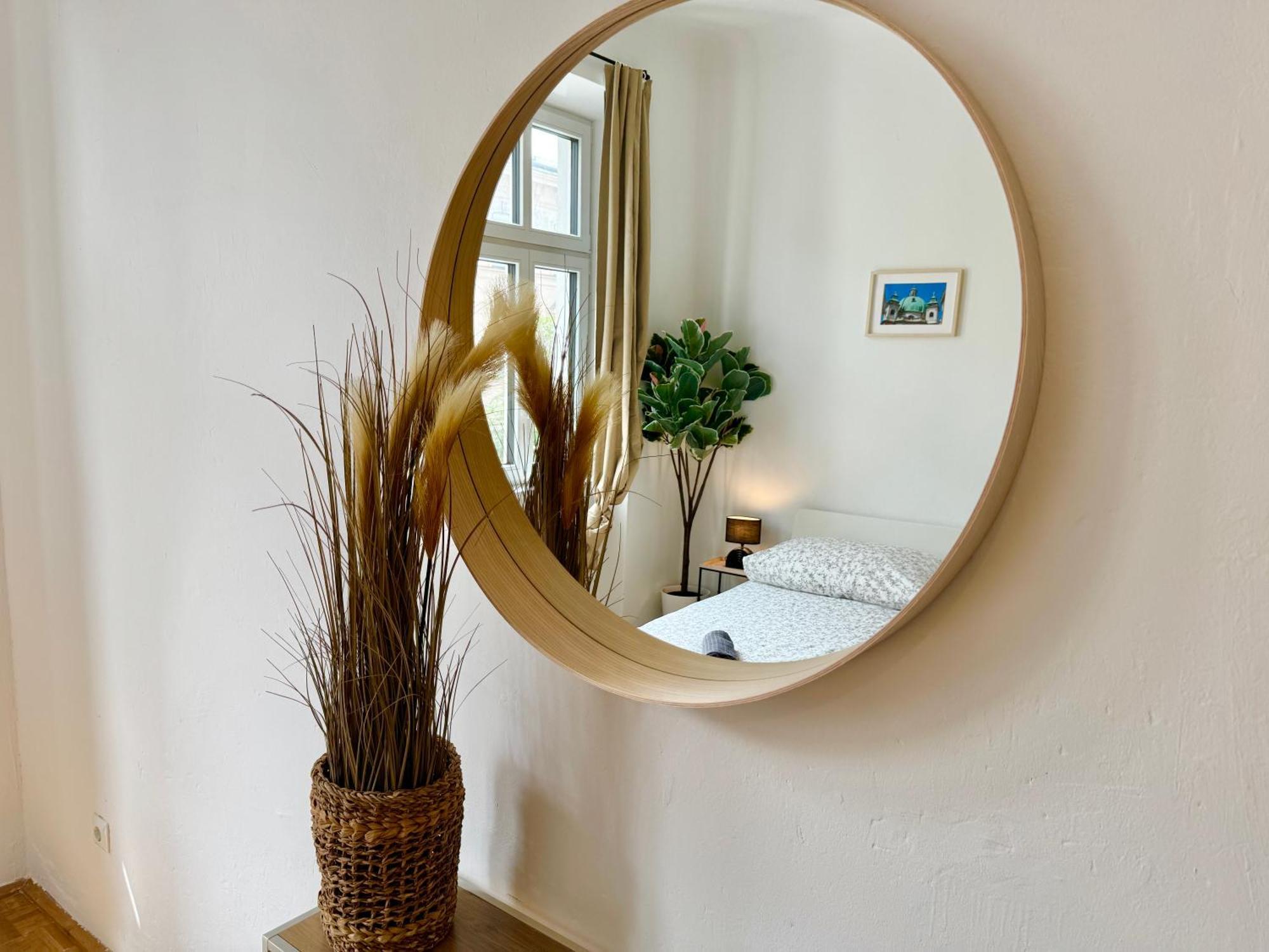 Apartment 130 M2 Calm & Stylish *